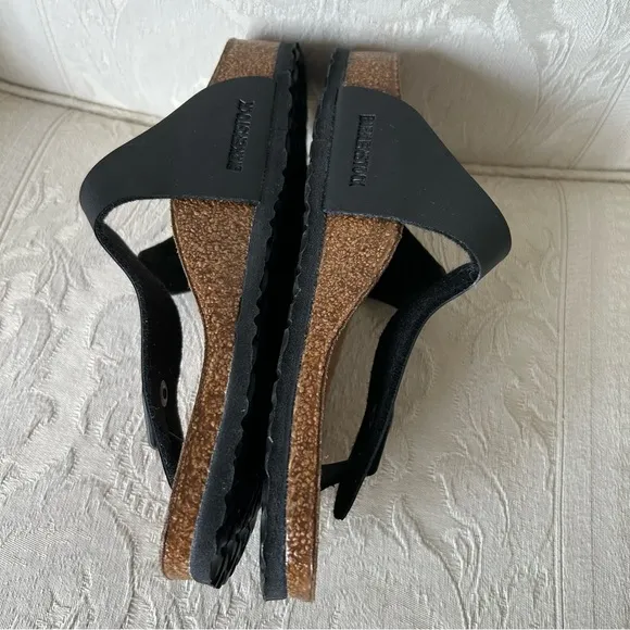 Birkenstock Gizeh birkoflor sandals kids size 1 super cute