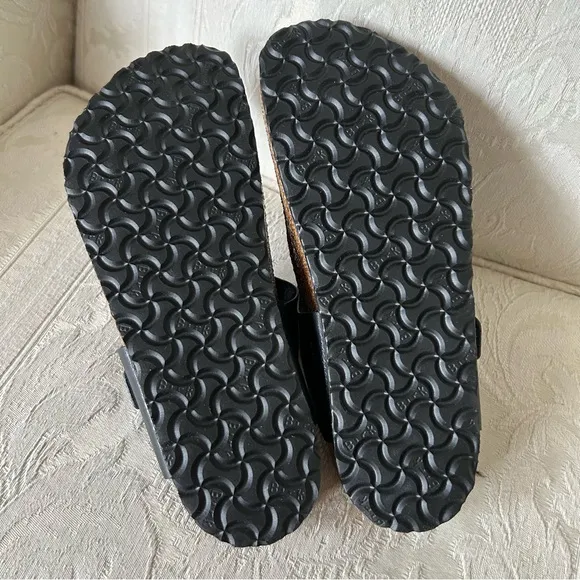 Birkenstock Gizeh birkoflor sandals kids size 1 super cute