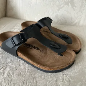 Birkenstock Gizeh birkoflor sandals kids size 1 super cute