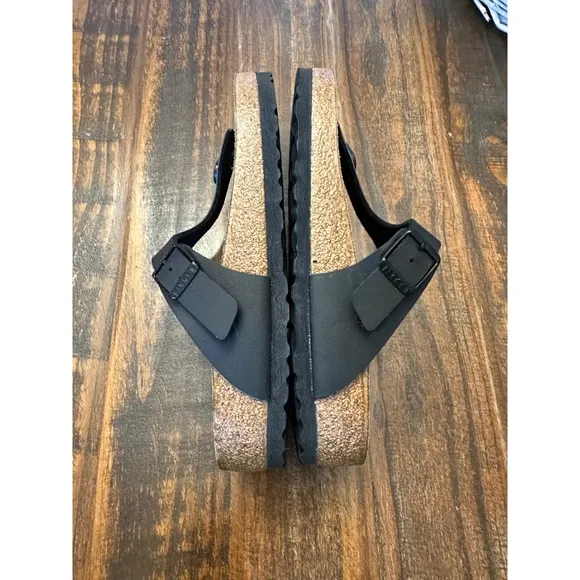 Birkenstock Gizeh Black Thong Sandals Comfortable Footbed Women's 7 Men's 5