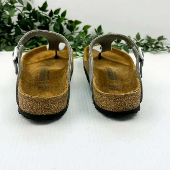 Birkenstock Gizeh Sandals Silver