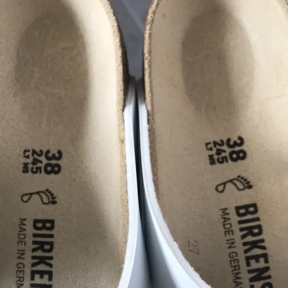 Birkenstock Gizeh Sandals - White