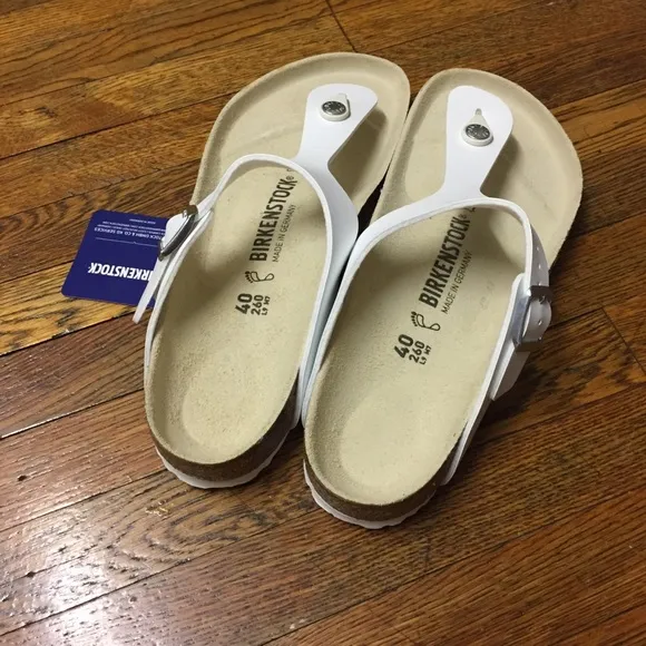 Birkenstock Gizeh Sandals - White