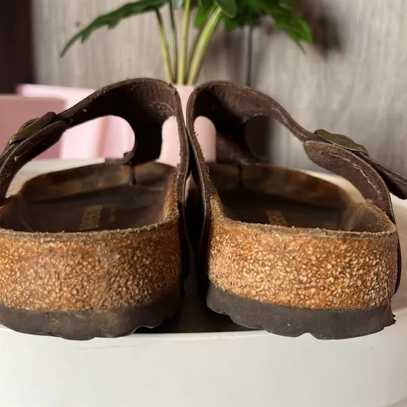Birkenstock Gizeh sandals