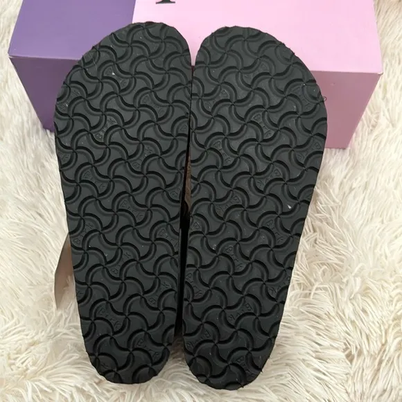Birkenstock Gizeh Silver Platform Sandals