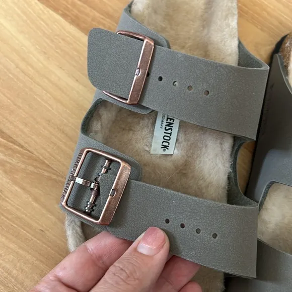 Birkenstock Lambskin-/Shearing Lined Sandals