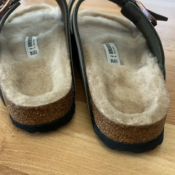 Birkenstock Lambskin-/Shearing Lined Sandals