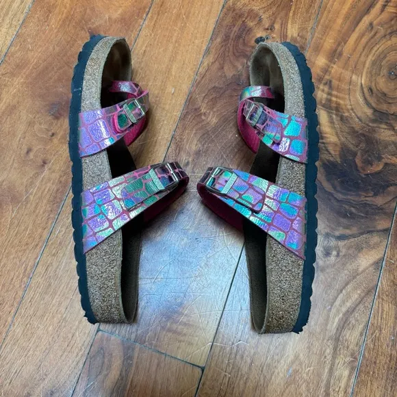 Birkenstock Mayari Gator Gleam Raspberry Pink Toe-Loops Sandals 38 7.5