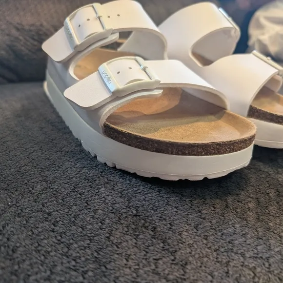 Birkenstock Papillio Arizona Platform Sandals Women's White Slide