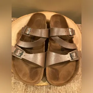 Birkenstock Salina Metallic Rose Gold Leather Sandals Womens Size 42 Worn 2X