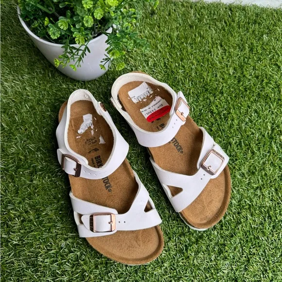 Birkenstock white Rio Kids White Sandals size 33 Us 2 brand new