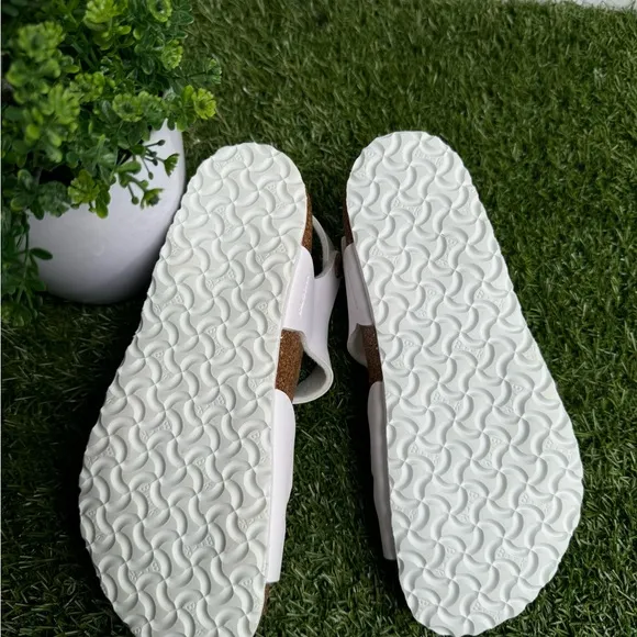 Birkenstock white Rio Kids White Sandals size 33 Us 2 brand new