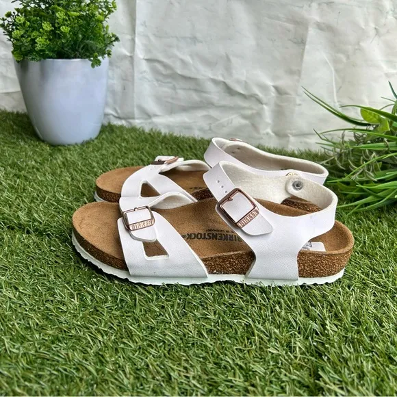 Birkenstock white Rio Kids White Sandals size 33 Us 2 brand new