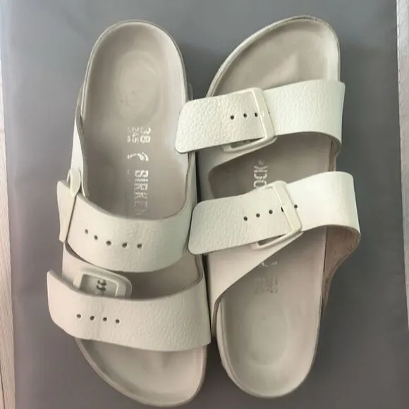 Birkenstock Women's Arizona Birko Flor White  Sandals size 38 Medium/Narrow
