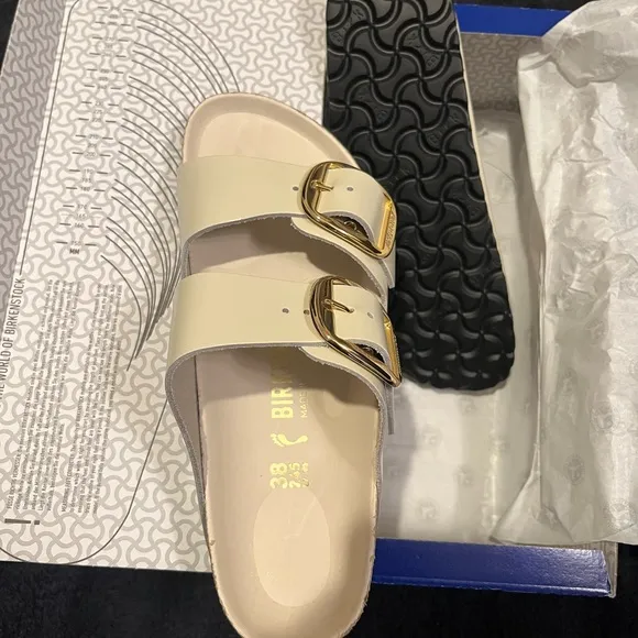 Birkenstock Women's Cream Sandals