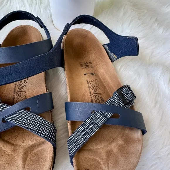 Birki's By Birkenstock Women Lillie Criss Cross Navy Plaid Strappy Sandals Size6