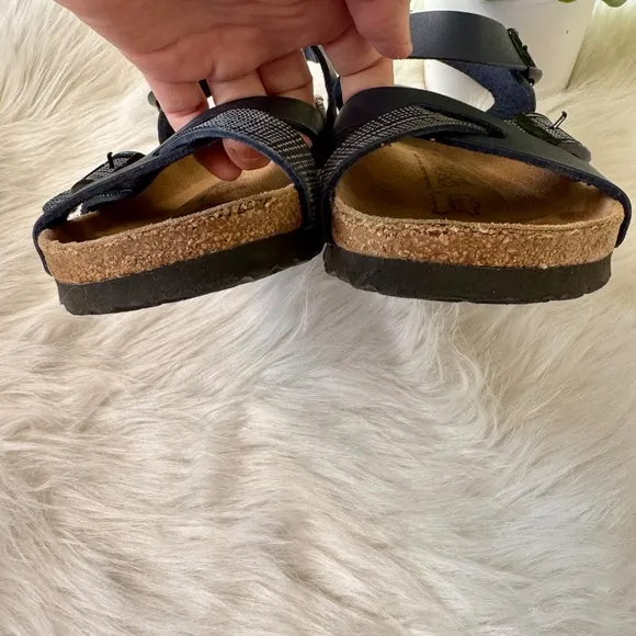 Birki's By Birkenstock Women Lillie Criss Cross Navy Plaid Strappy Sandals Size6