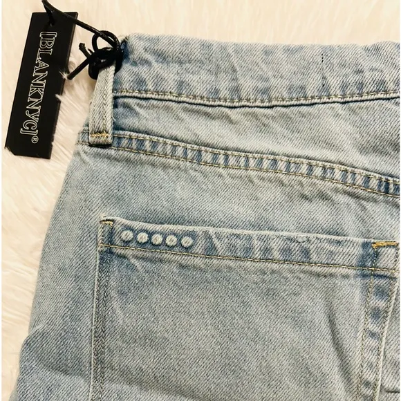 Blank NYC The Barrow Read My Lips High Rise Shorts