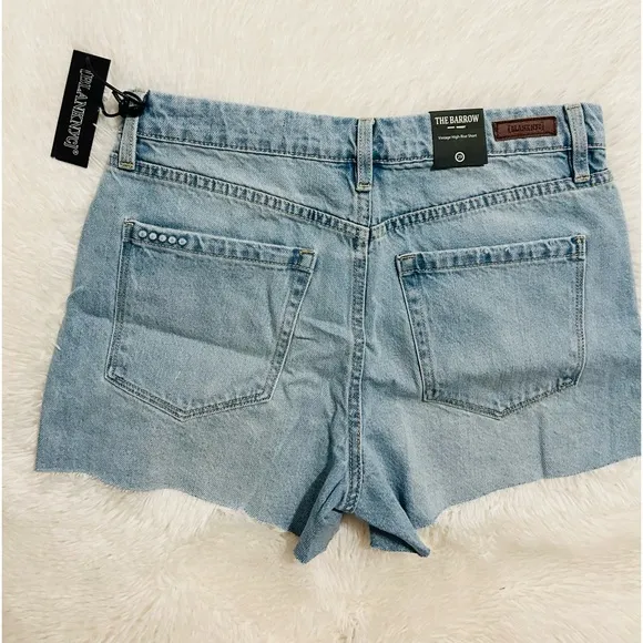 Blank NYC The Barrow Read My Lips High Rise Shorts