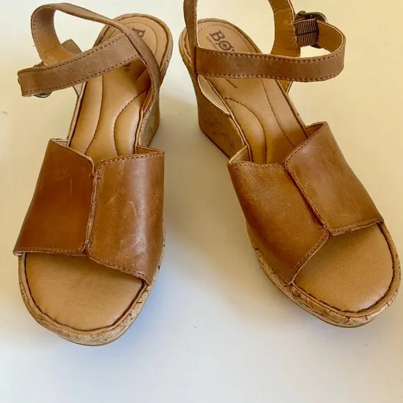 Born Agnio Tan Open Toe Wedge Sandals Size 7