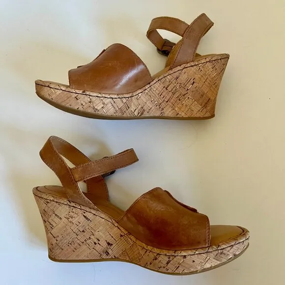 Born Agnio Tan Open Toe Wedge Sandals Size 7
