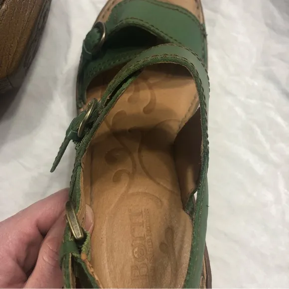 Born Green Leather Sandals w/3” Heel, Size 8 (SB)