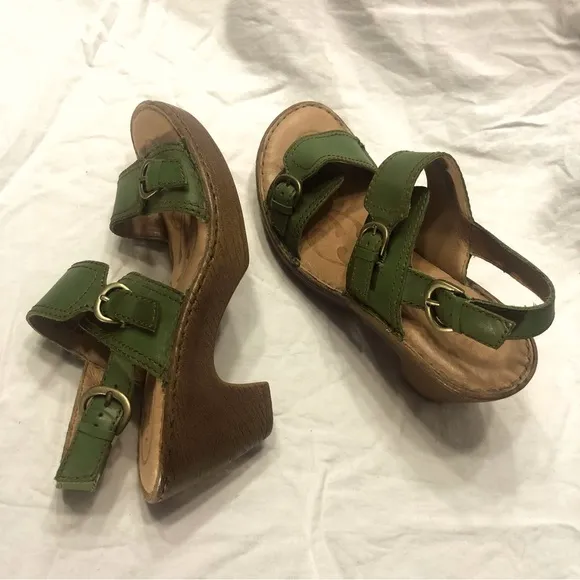 Born Green Leather Sandals w/3” Heel, Size 8 (SB)