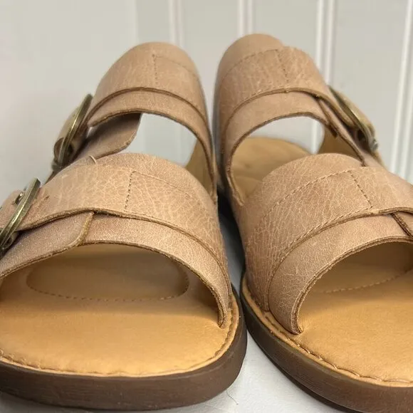 BORN Henna Leather Comfort Sandals in Natural Size 9
