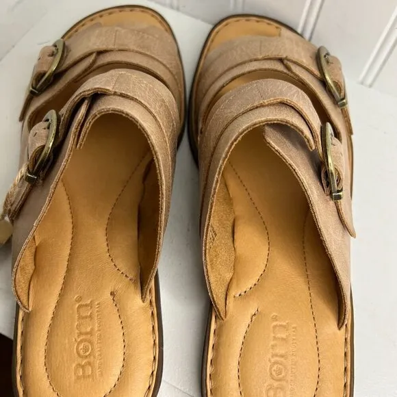 BORN Henna Leather Comfort Sandals in Natural Size 9