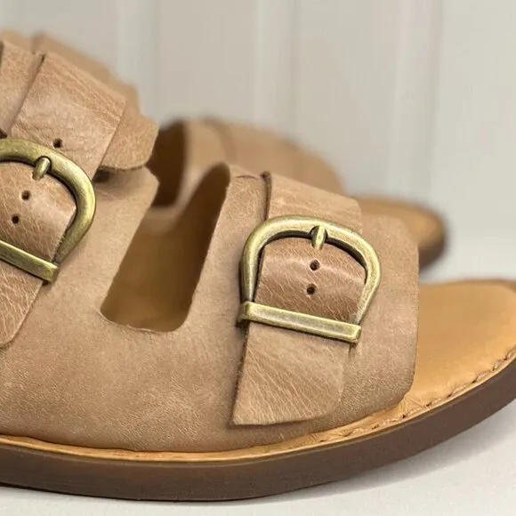 BORN Henna Leather Comfort Sandals in Natural Size 9
