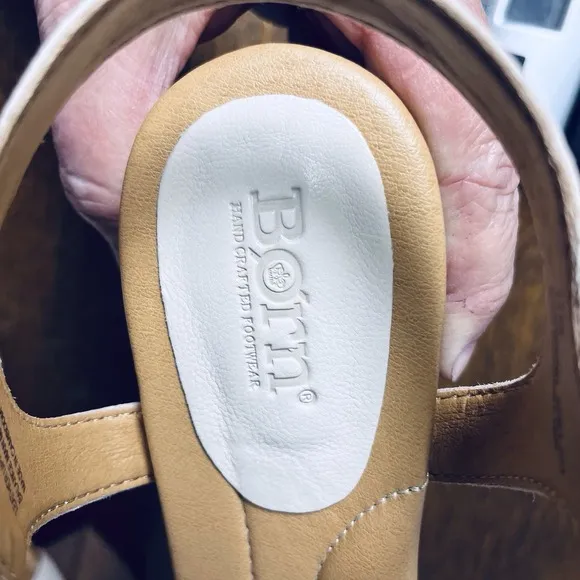 Born Leather Sandals Block Heel Soft Italian Leather Size 11