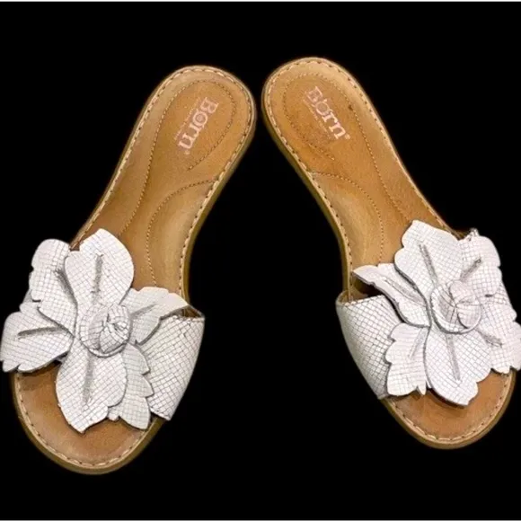 BORN MIA White Leather Flower Sandal Shoe Flat   Sz 6