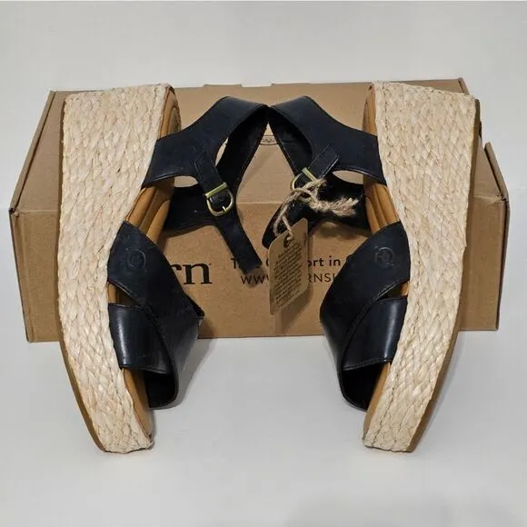Born, Moriah sandals in black hand finished leather. NIB-Size 8