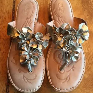 Born Gold Metallic Sandals
