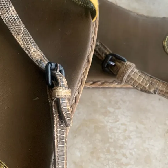 BOTTEGA VENETTA Italian iguana/leather strappy sandals, brown/yellow. 39 EUC