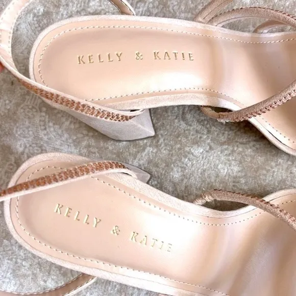 Brand New Kelly &amp; Katie Light Peach Microsuede Bling Strap Block Heel Sandals