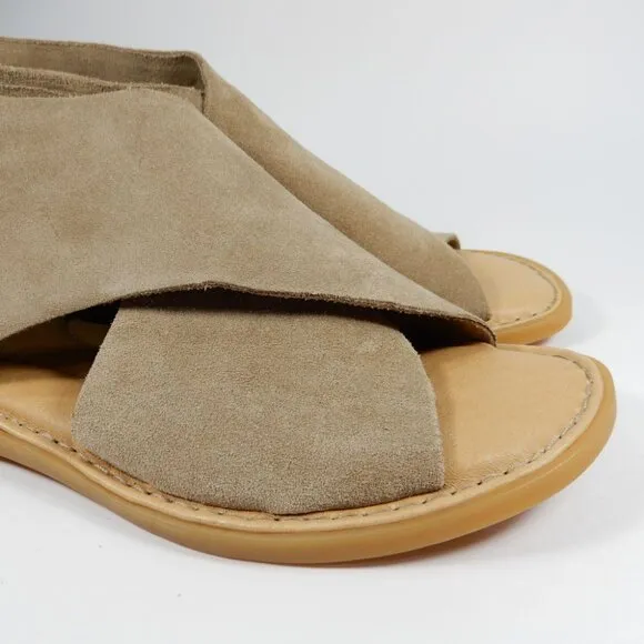 BØRN Born Iwa Comfort Flat Crisscross SANDALS Size 6 Taupe Suede Leather NEW