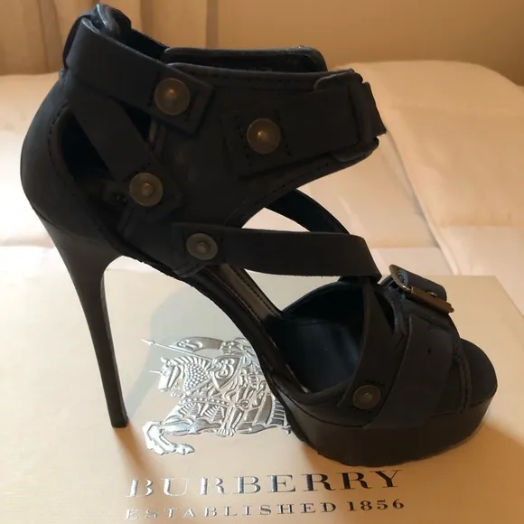 Burberry Aviator Platform Sandals - Size 38 Brand New