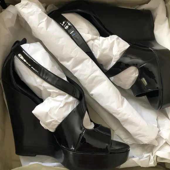Burberry Black Patent Leather Wedge Sandals 37.5