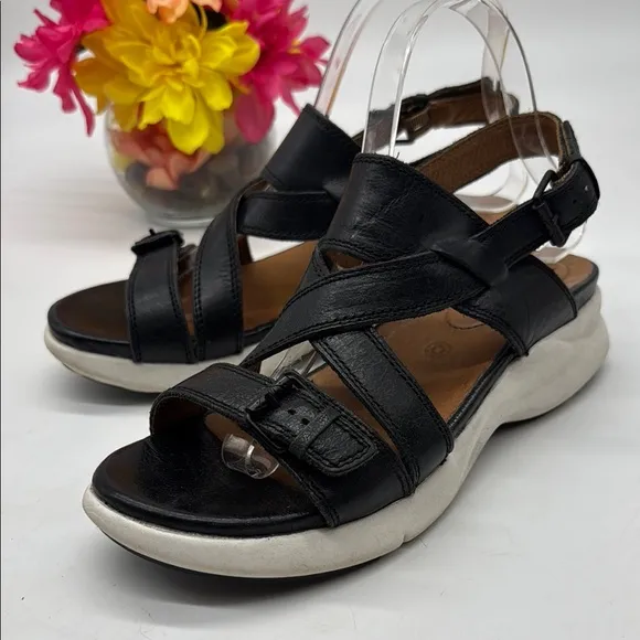 Bussola Black Platform Sandals with Crisscross Straps Size 8 BSN7820A