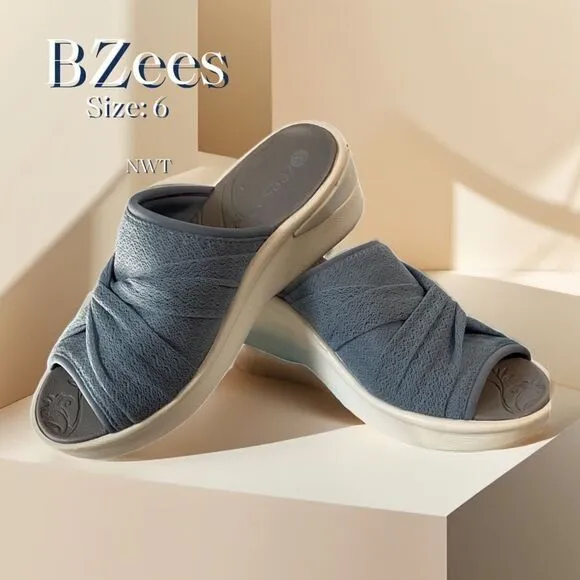 BZees NWT Smile More Slip On Wedge Sandals