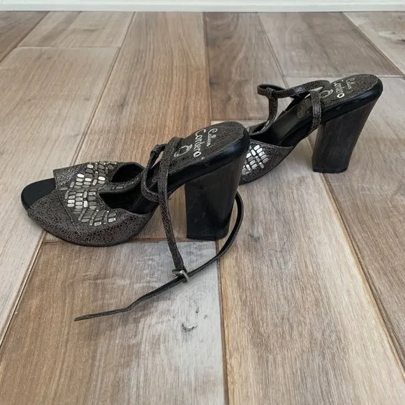 Caleen Cordero Leather Wood Heels Ankle Strap Sandals Silver Accents sz 6