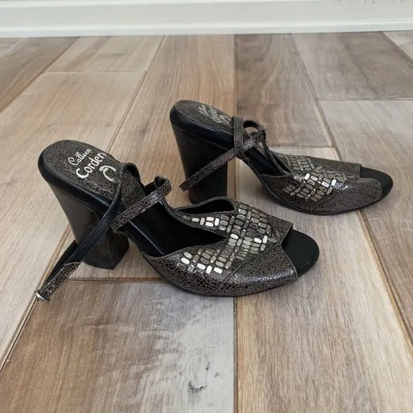 Caleen Cordero Leather Wood Heels Ankle Strap Sandals Silver Accents sz 6