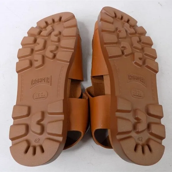 Camper NWOB Men's Camel Brown BRUTUS Buckle Sandals, Size 42 (9M)