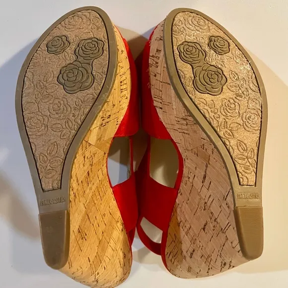 Carlos Santana Sandals Red 6 Carlos by Scarlett Suede Monet 4.5” Cork Heels NWOB