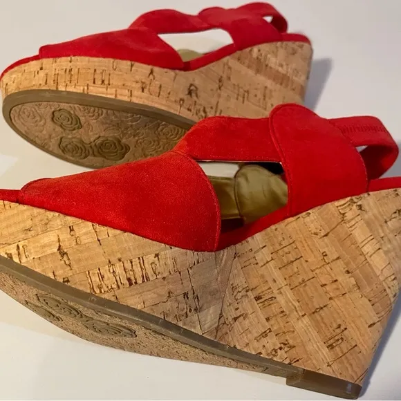 Carlos Santana Sandals Red 6 Carlos by Scarlett Suede Monet 4.5” Cork Heels NWOB