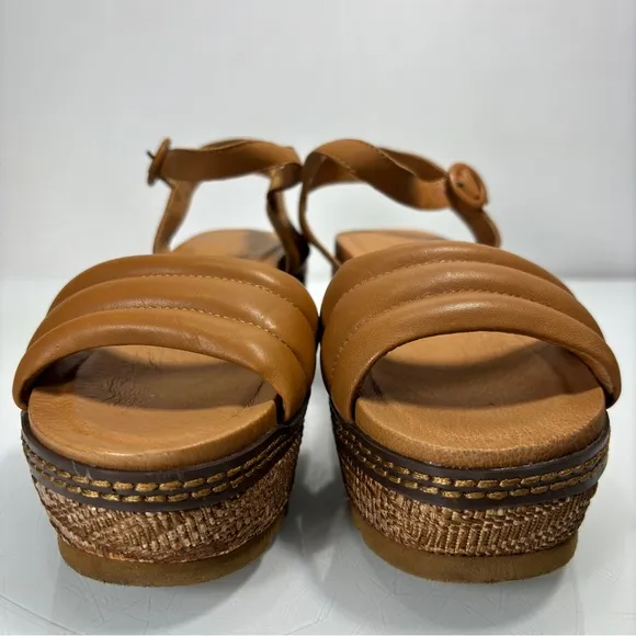Carmela Camel Rachel Brown Leather Wedge Platform Sandals Size 39