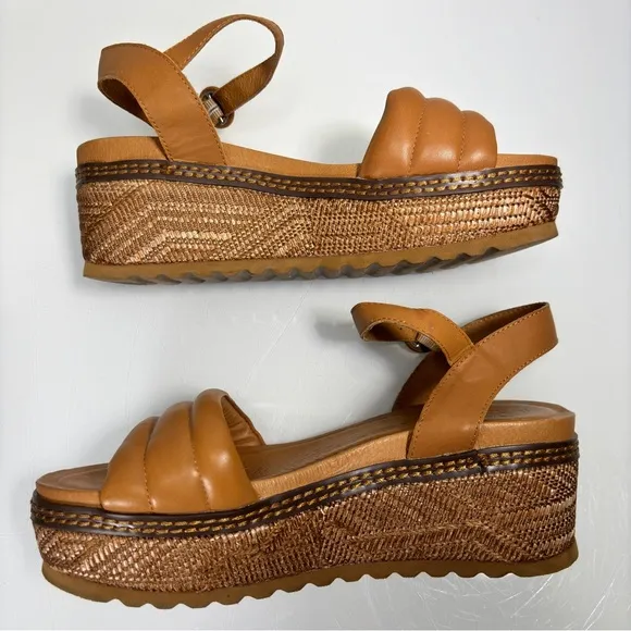 Carmela Camel Rachel Brown Leather Wedge Platform Sandals Size 39