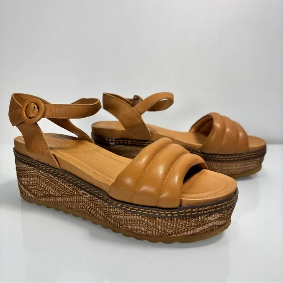 Carmela Camel Rachel Brown Leather Wedge Platform Sandals Size 39