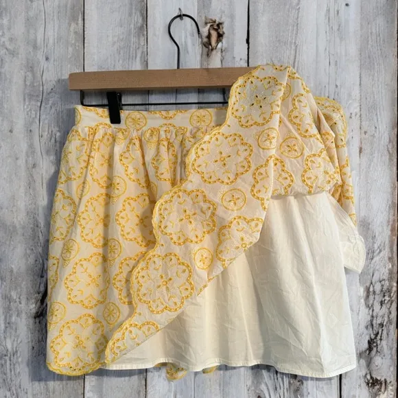 Cartolina Nantucket by Zoe Rosenberg Chloe Pull On Skirt in Yellow Embroidered